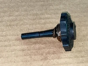 Corvette power steering reservoir bottle cap cover 90,91 GM - Picture 1 of 2