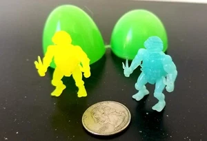 VTG 1.5" Mini Turtle Fighters / (2) Ninja Turtle Capsule Figures - HTF - Picture 1 of 8