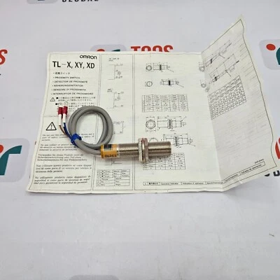 OMRON TL-XP5P PROXIMITY SENSOR / SWITCH NEW - Image 1 of 4