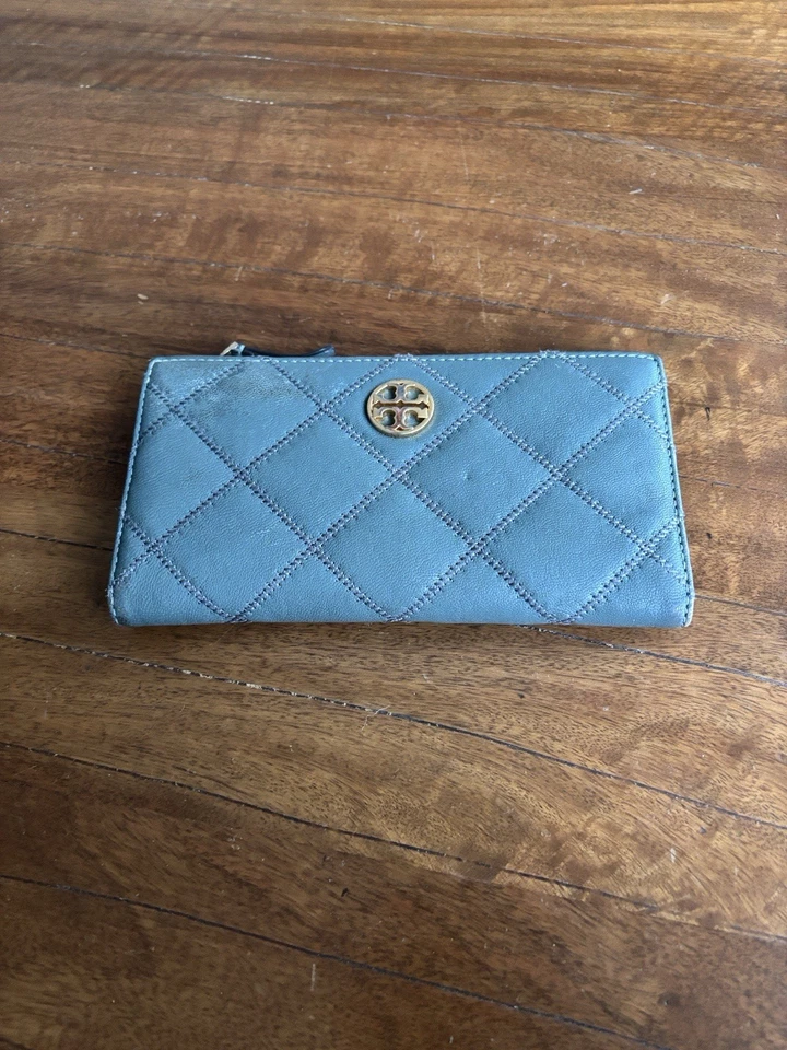 Tory Burch Teal Willa Slim Envelope Quilted Leather Wallet - Imagem 1 de 4