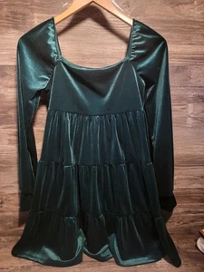 Altar’d State Dress Size M Emerald Green Velvet Tiered Long Sleeve NEW - Picture 1 of 4