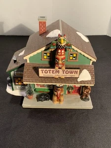 Department 56 2000 Original Snow Village Totem Town Souvenir Shop #55053 mit Box  - Bild 1 von 15