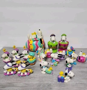 Snoopy PVC Figure Mixed Lot (21) United Feature Syndicate Vintage Retro Peanuts - Picture 1 of 8
