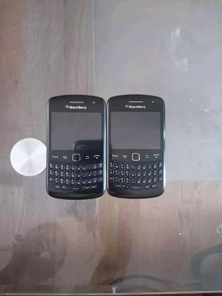 blackberry curve 9360 - Bild 1 von 2