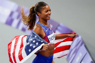 Gabrielle Thomas 200m Atleta 2024 Juegos de Verano Deportes Aficionados - PÓSTER 20"x30" Foto 1 de 3