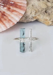anello argento con pietra acquamarina grezza flessibile azzurro - Foto 1 di 2