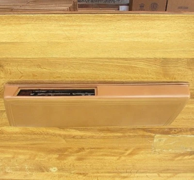 1992 & 1993 CADILLAC DEVILLE TOURING SEDAN RH REAR DOOR ARMREST FITS 85-93 SEDAN Foto 1 de 4