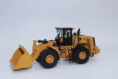 Diecast Masters 85683 CAT 972 XE Radlader 1:50 Caterpillar  NEU in OVP - Bild 1 von 4
