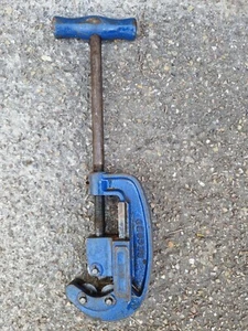 pipe cutter - Picture 1 of 3