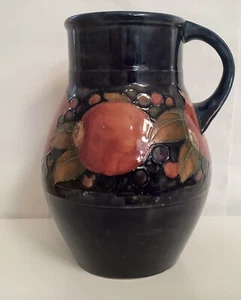 Sehr seltener antiker (um 1928) großer William Moorcroft Krug - Granatapfelmuster   - Bild 1 von 4