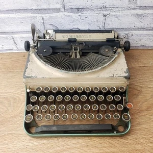 Original REMINGTON Collectible Antique Portable Vintage Typewriter in Working. - Picture 1 of 13