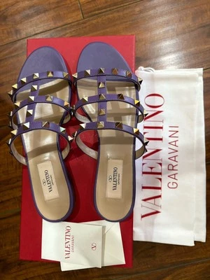 Sandalias Auténticas Valentino Garavani Rockstud de Cuero Enjaulado Púrpura Talla 36 Nuevas en Caja Foto 1 de 4