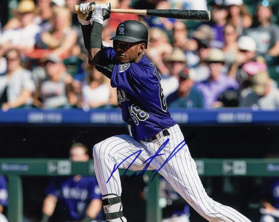 Foto firmada por Raimel Tapia Colorado Rockies 8x10 certificado de autenticidad LOM (ph48) Foto 1 de 1