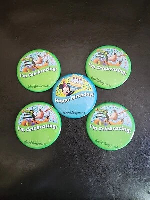 WDW Disney Feliz Cumpleaños Mickey & I'm Celebrating Goofy Botón Prendedor Lote Juego de 5 Foto 1 de 4