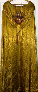 RARE VINTAGE CATHOLIC PRIESTS GOLD BROCADE COPE W/ CHRIST THE KING CANADA - Picture 1 of 5