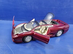 Maisto Die Cast Red Jaguar X 220 Scale 1/18 - Picture 1 of 9