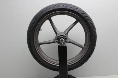 Llanta delantera Triumph Daytona 675 2006-2008 (recta) Foto 1 de 4