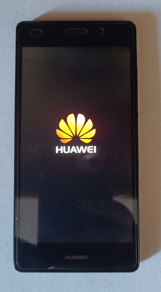 Smartphone Huawei P8 lite - Immagine 1 di 4
