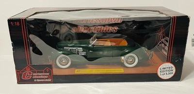Charlestown Collectibles Signature Cord 812 Supercharged GREEN 1:18 Scale - Image 1 of 4