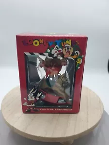 YOSEMITE SAM ROCKING HORSE SHOOTING LOONEY TUNES Ornamento natalizio Matrix 1996 - Foto 1 di 5