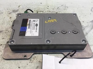19 JAGUAR XE HX73-19C164-BD AMPLIFIER - Picture 1 of 5