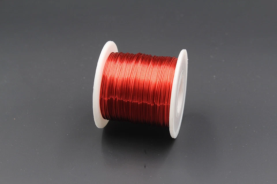 Alambre esmaltado rojo 150 g, 0,5 mm, 24 AWG, 85 m, bobina de cobre esmaltado, alambre magnético Foto 1 de 1