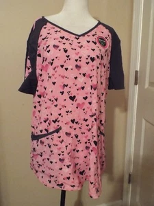 SCRUBSTAR Top Size L NWT Hearts - Picture 1 of 2