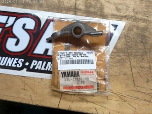 NOS YAMAHA VALVE ROCKER ARM 29U-12151-00-00 - Foto 1 di 1