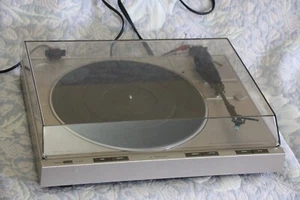 Denon DP-23f Plattenspieler Turntable in gutem Zustand / Made in Japan - Imagen 1 de 17