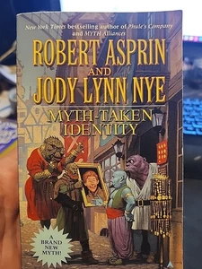 Myth-Taken Identity – Robert Asprin & Piers Anthony Zusammenarbeit - Bild 1 von 3
