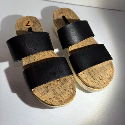 Sandalia KENSIE BOSTON plataforma cuña tiras negra/NEGRA talla 7M Foto 1 de 4