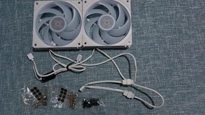 Two CoolerMaster Mobius 120P ARGB Fans White - Photo 1/4