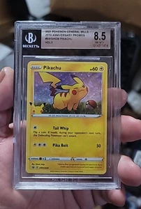 BGS 8.5 Pikachu Holo SWSH039 Black Star Promo - Bild 1 von 2