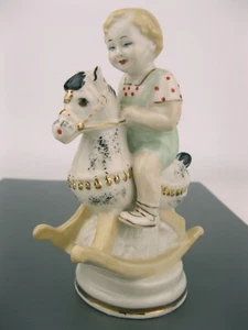 Figura de porcelana niño a caballo Polonne ZHK Feliz infancia Rusia soviética URSS - Imagen 1 de 13