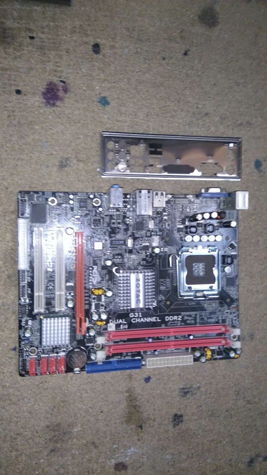 Carte mere ZOTAC G31 SOCKET 775 - Image 1 of 1