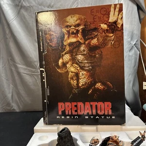 PROMO Palisades Predator Resin Statue! PROM Before Numbered Items were Made - Picture 1 of 10