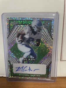 2021 Leaf Rookie Autograph Flash Michael Carter RC Auto Rookie Jets Rb Green /25 - Bild 1 von 2