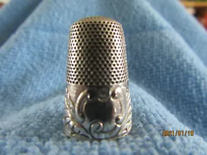 Ancien Dé à coudre en argent /antique french silver thimble - Photo 1/7