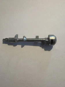 Toyota Landcruiser Amazon Ignition Lock Cylinder Barrel Rod PART NO 7850 A - Picture 1 of 1