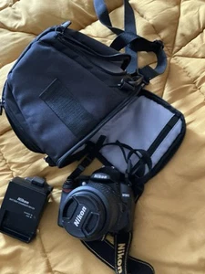 Nikon D5000 Digital SLR Camera - Picture 1 of 6