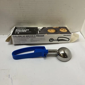 Vollrath 47395 Disher - Squeeze, Size 16, 2 oz. Capacity, Royal Blue - Picture 1 of 2