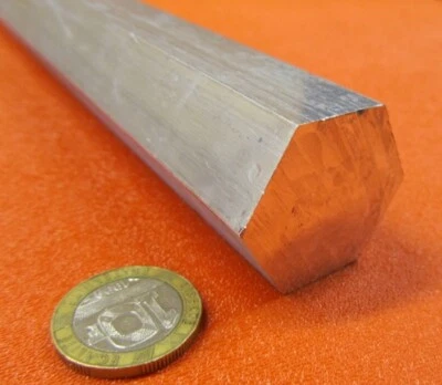 Barra hexagonal de aluminio 6061 1 1/4" (1,25") hexagonal x 6 pies de longitud Foto 1 de 4