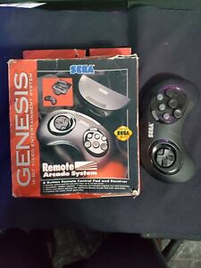 2SEGA Genesis Remote Arcade System Wireless6-Button ControllerCIB MK-1628 +Extra