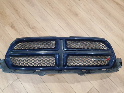 Dodge Durango 2011 2012 2013 parrilla parachoques delantero montado con emblema azul Foto 1 de 4