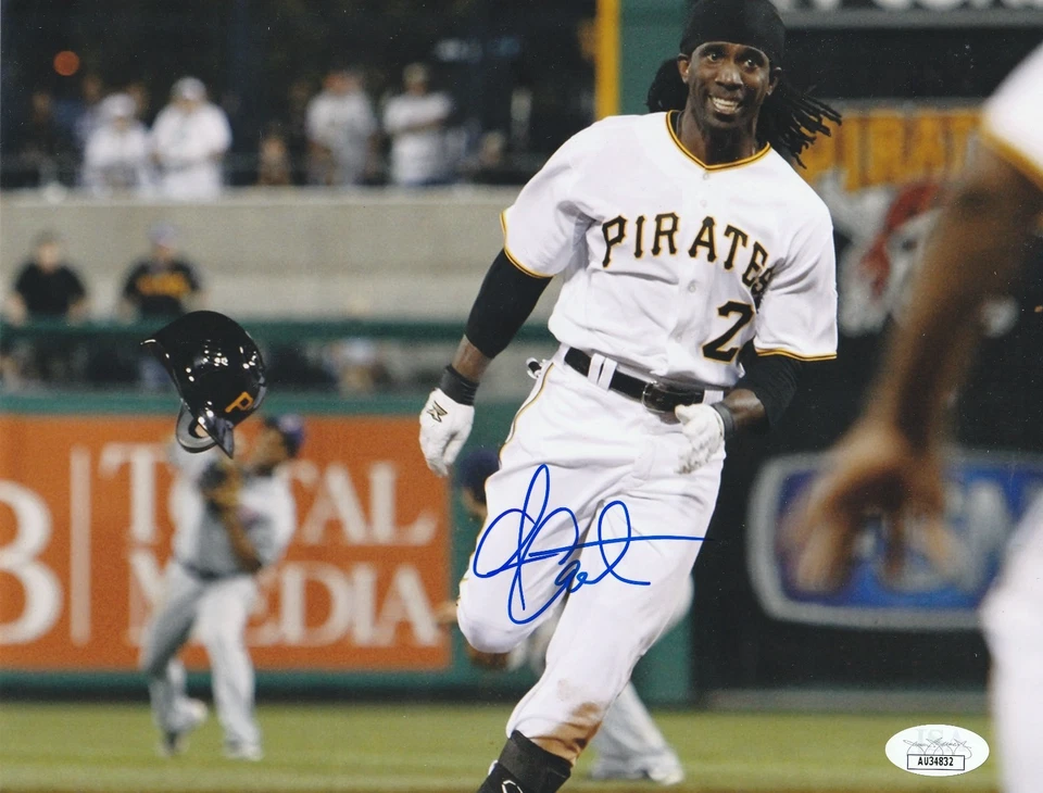 ANDREW MCCUTCHEN PITTSBURGH PIRATES  JSA AUTHENTICATED ACTION SIGNED 8x10 - Image 1 of 1
