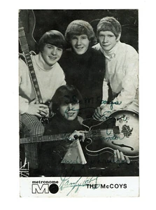 The McCoys Orig. Autogramme Randy & Rick Derringer Ronnie Brandon Randy Jo Hobbs - Bild 1 von 4