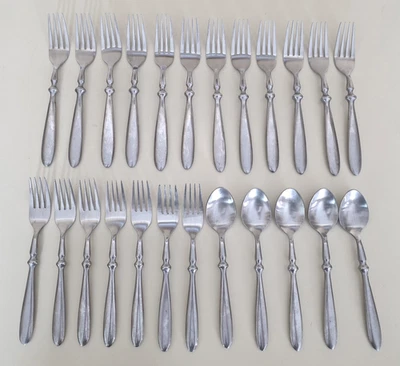 Cubiertos de acero inoxidable Hampton Silversmiths BISTRO 24 piezas Foto 1 de 4