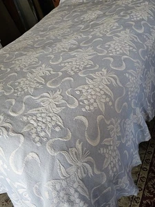 Vintage Bates Bedspread Blue Lilly of the Valley Ribbons 70x88 Twin MCM Nice - Picture 1 of 6