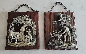 Set 2 Vintage Rustic Koziol Germany Metal Wood Decor Man Sawing Plaque Horseshoe - Picture 1 of 15