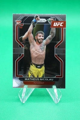 (2 Cards) 2022 Prizm UFC Base Vertical #168 Matheus Nicolau Flyweight S5920K - Image 1 of 4